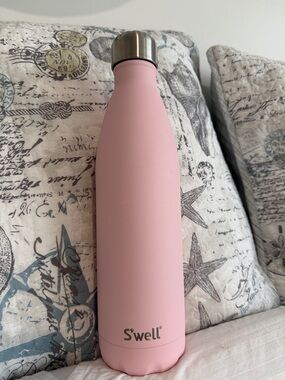 S'well Pink Matte Insulated Bottle with Silver Cap